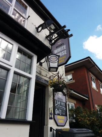 Best Sports Bars in Birmingham - White Horse
