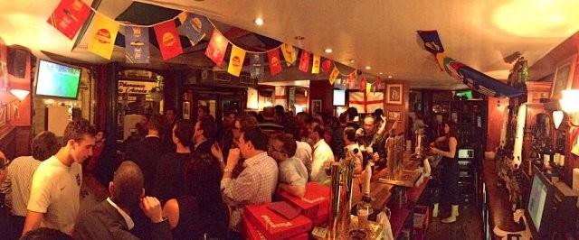 Best Sports Bars in Paris - The Cricketer