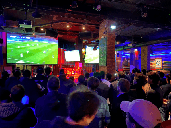 Les Meilleurs Bars à Paris - Café Oz Châtelet