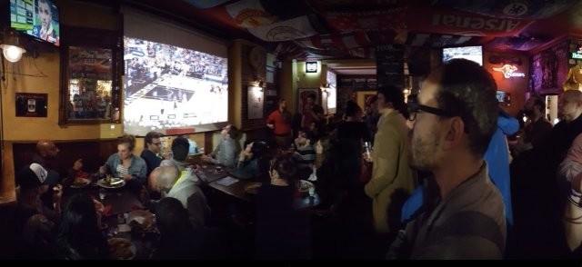 Best Sports Bars in Bordeaux - The Cock and Bull