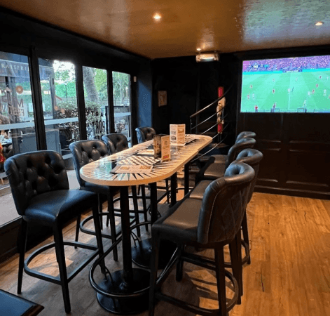 Best Sports Bars in Boulogne-Billancourt - Au Bureau Boulogne Billancourt