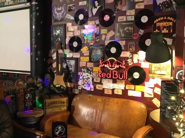 Best Sports Bars in Paris - Rockstar Café