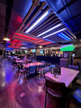 Les Meilleurs Bars à Paris - Belushi's Canal