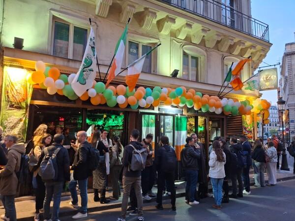 Les Meilleurs Bars à Paris - K1ZE