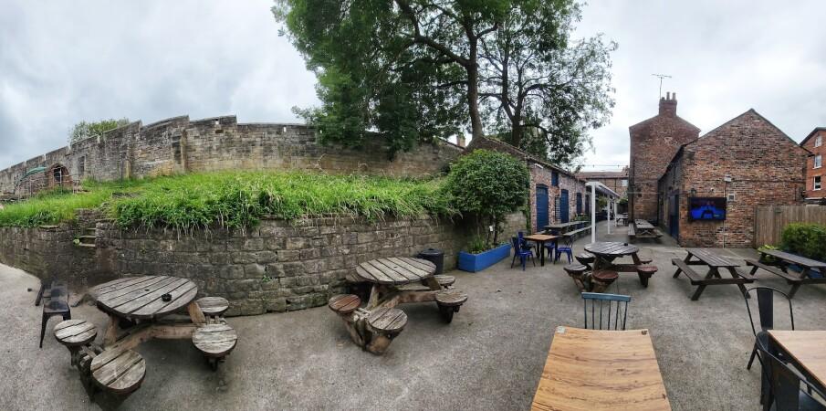 Best Sports Bars in York - Keystones York