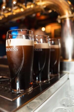 Les Meilleurs Bars à La Rochelle - The General Humbert's - Sports Bar