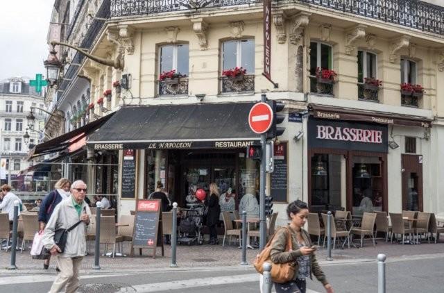 Les Meilleurs Bars à Lille - Le Napoleon