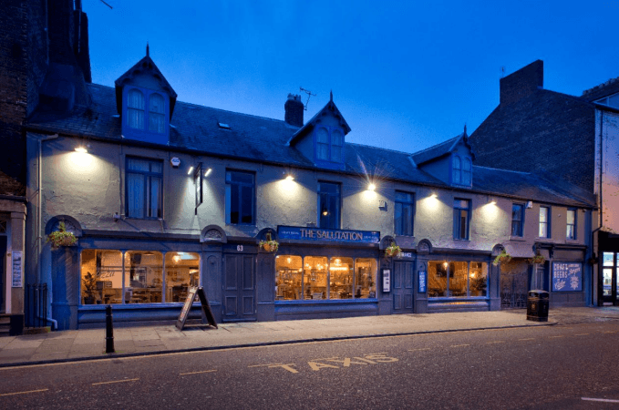 Best Sports Bars in Tynemouth - Salutation Tynemouth