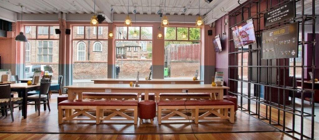 Best Sports Bars in Liverpool - Hope & Anchor Liverpool