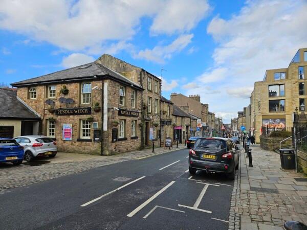 Best Sports Bars in Lancaster - Pendle Witch Lancaster