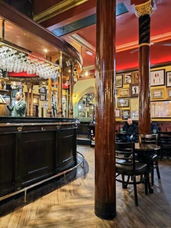 Best Sports Bars in Glasgow - State Bar