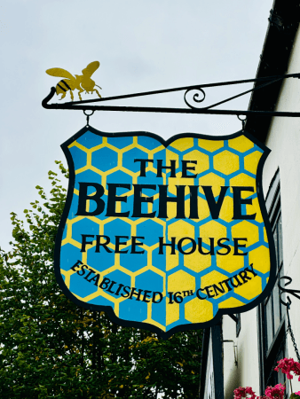 Best Sports Bars in Grantham - Beehive