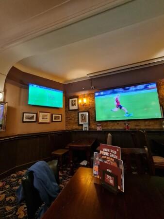 Beste Sportsbars in Chatham - Prince Of Wales Chatham