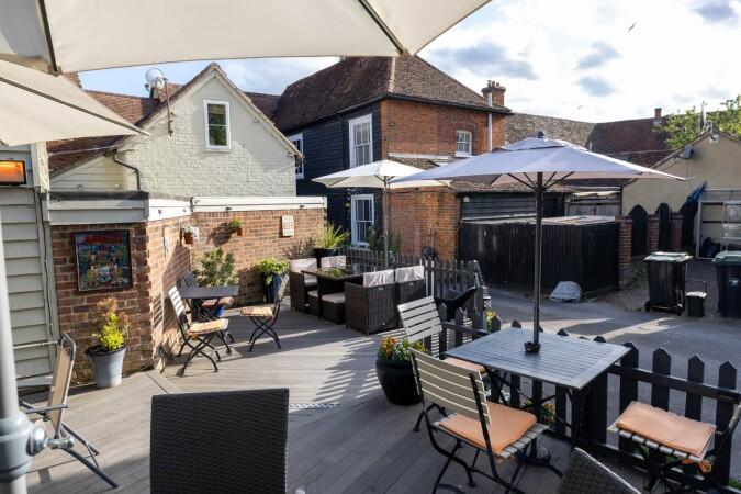 Best Sports Bars in Bishop's Stortford - The Cock Inn