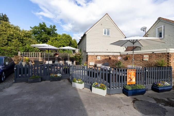 Best Sports Bars in Bishop's Stortford - The Cock Inn