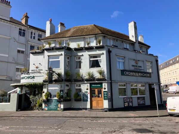 Best Sports Bars in Eastbourne - Crown & Anchor