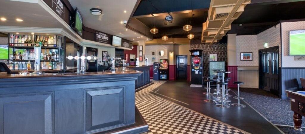 Best Sports Bars in Blackpool - Manchester Blackpool