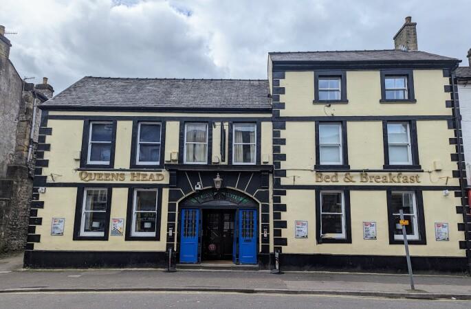 Best Sports Bars in Buxton - Queens Head Hotel