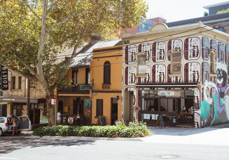 Discover pubs showing live sport in Surry Hills