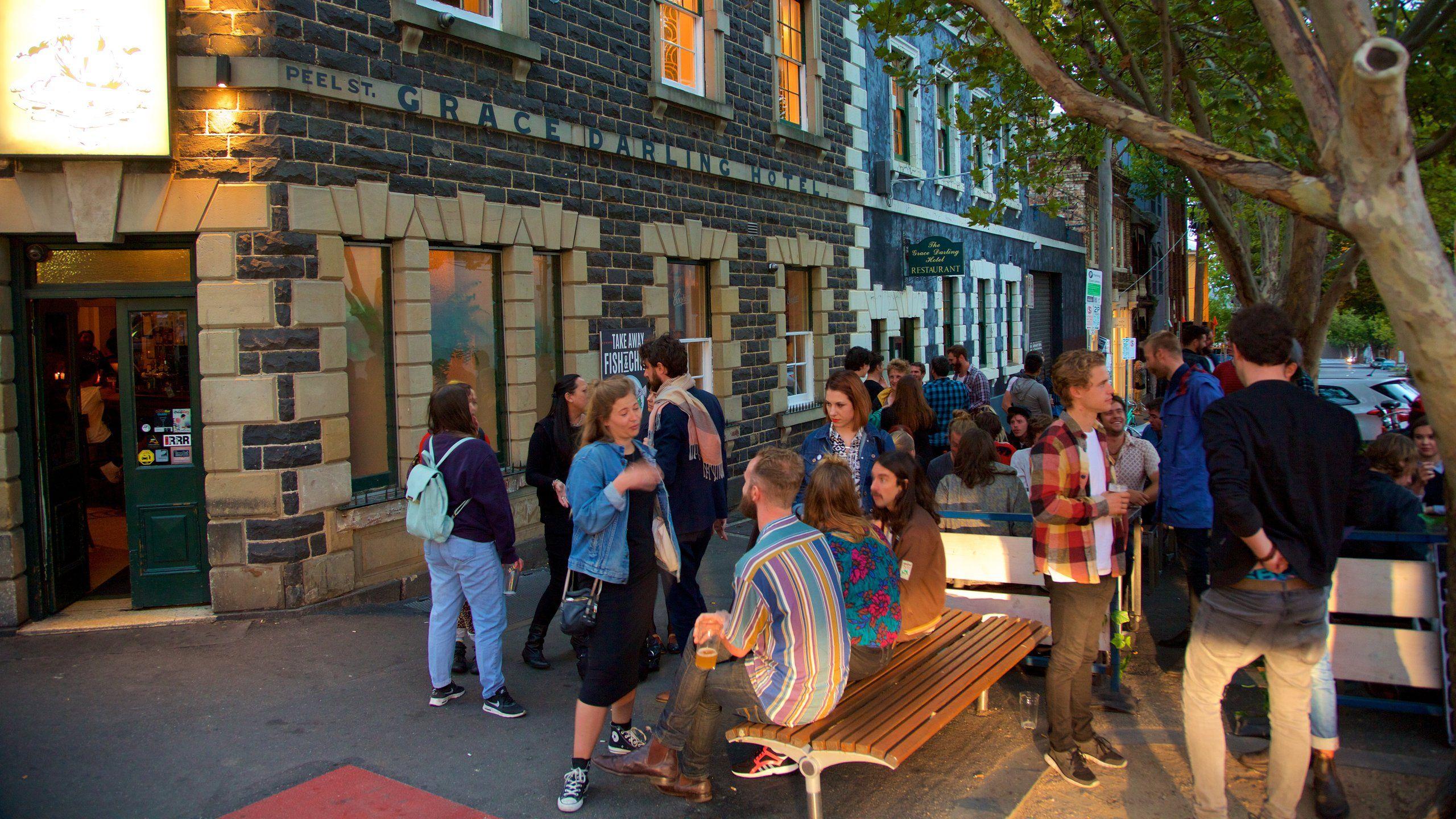 sports bars in Collingwood, pubs in Collingwood