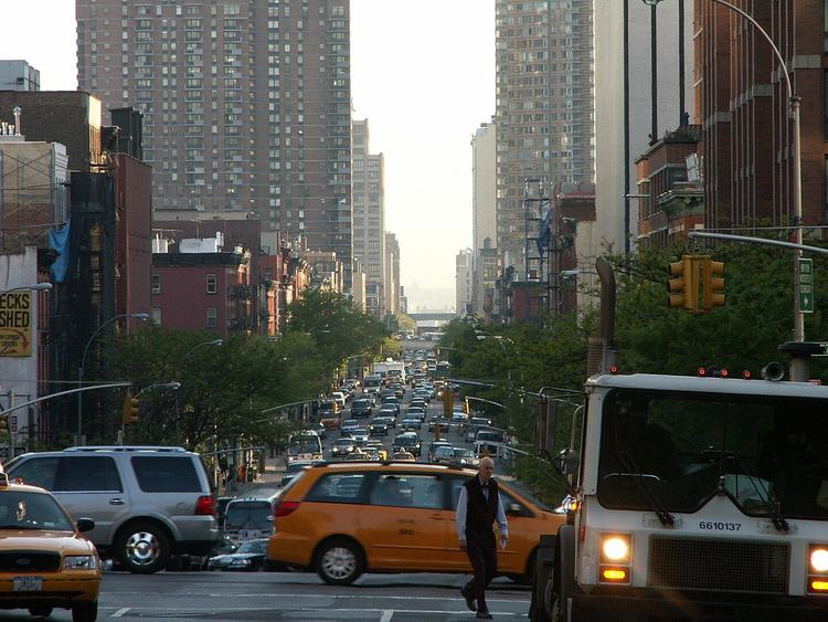 Discover venues showing live sport in Hell's Kitchen