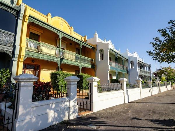 Discover pubs showing live sports in Spring Hill