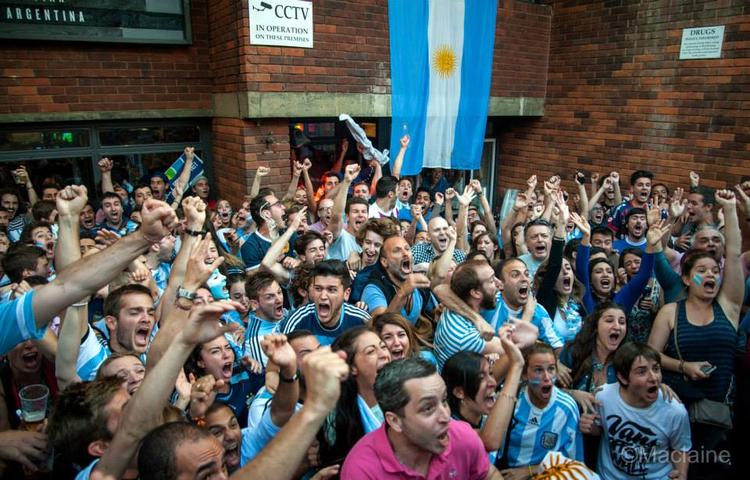 Find sports bars and pubs near you showing the Argentinian soccer team. 