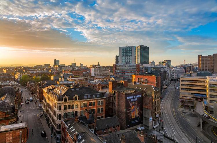 Find the best venues across Manchester to catch the game 