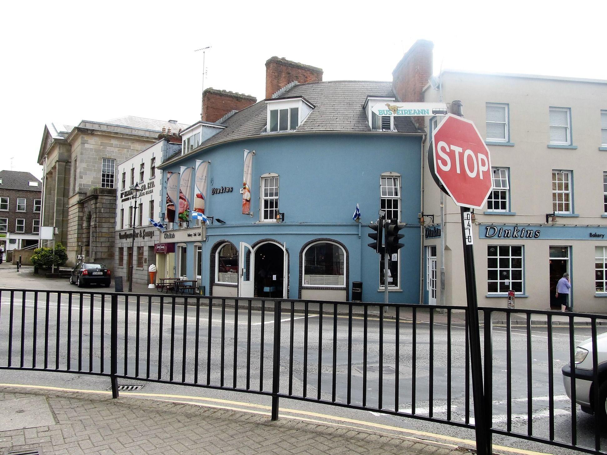 Sports bar, Sports pub, Monaghan