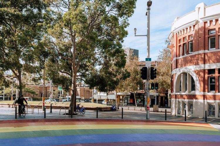 Discover pubs showing live sport in Darlinghurst