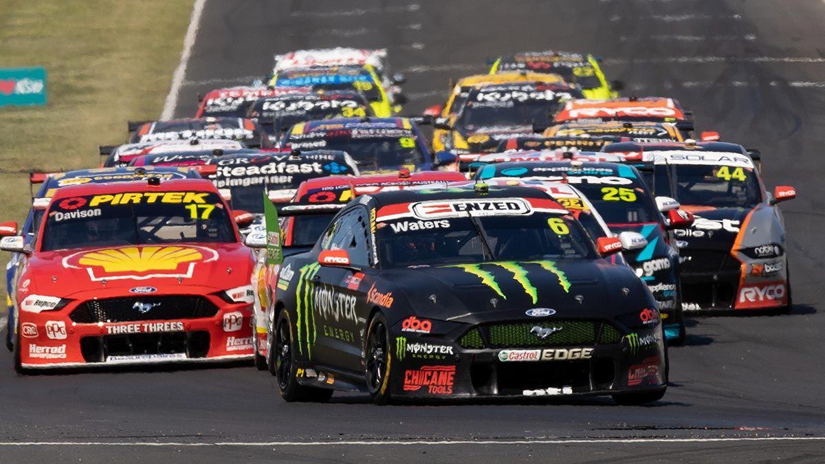 Pubs showing V8 Supercars, sports bars showing V8 supercars live, watch V8 Supercars live on TV