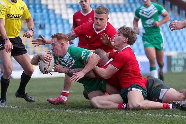 Find venues across the UK showing rugby matches live