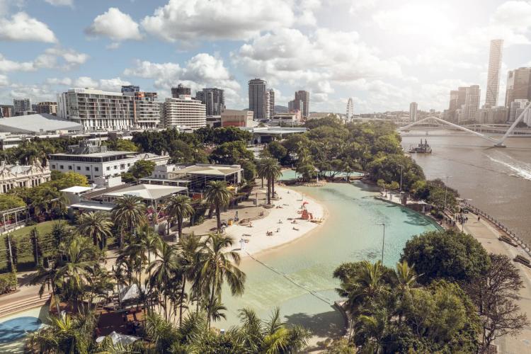 Discover pubs showing live sport in South Bank