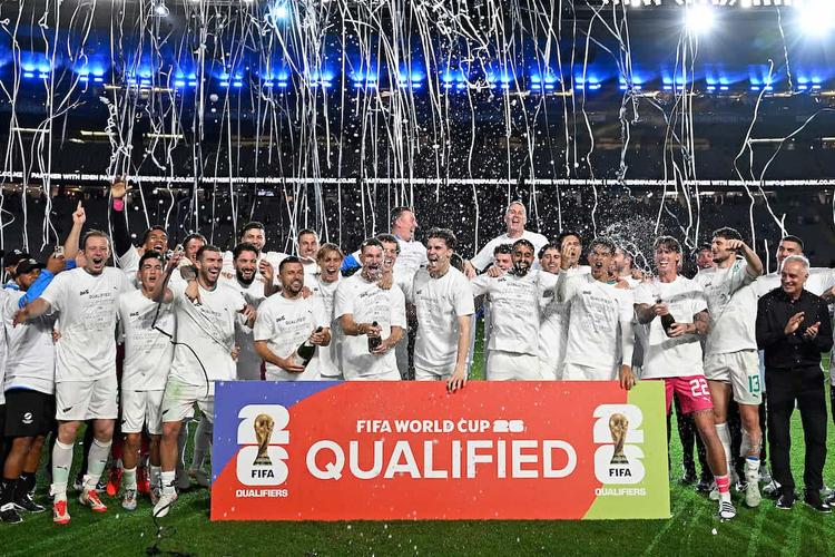 Support the All Whites 