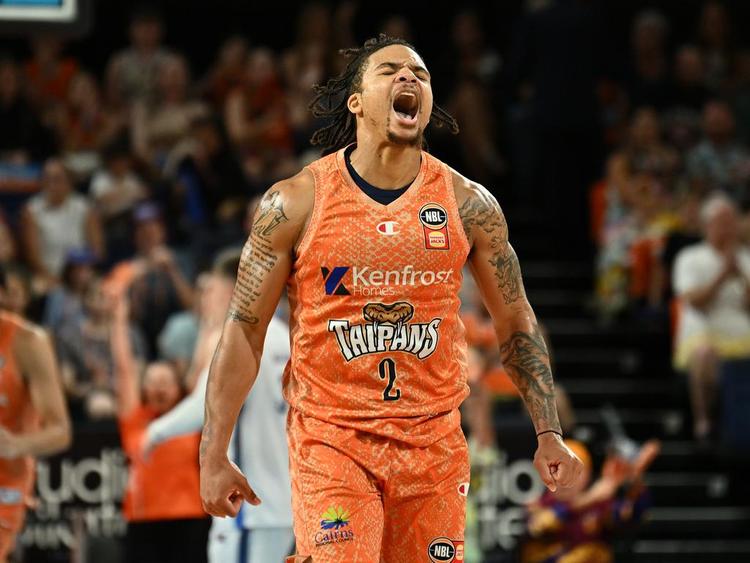 The best bars to make sure you don't miss any Cairns Taipans games.