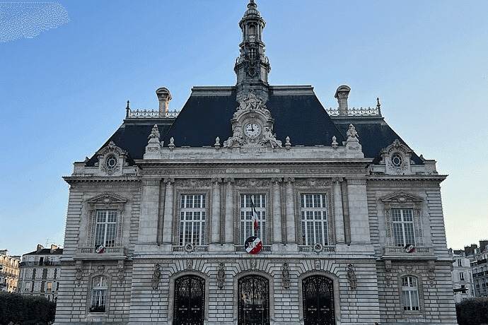 Suivez le basket avec les Metropolitans 92 ou votre match de foot préféré dans les bars de Levallois.