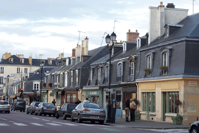Suivez vos équipes préférées à Versailles dans des bars sportifs qui diffusent les grandes rencontres.