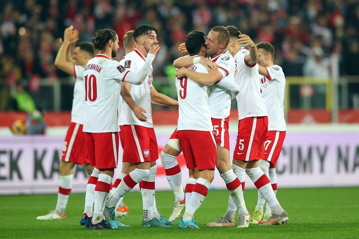 Sportsbars, die Polen-Fußballspiele übertragen, Fußballkneipen, die Polen-Spiele bei der Euro 2024 zeigen, beste Lokale, um Polen zu sehen