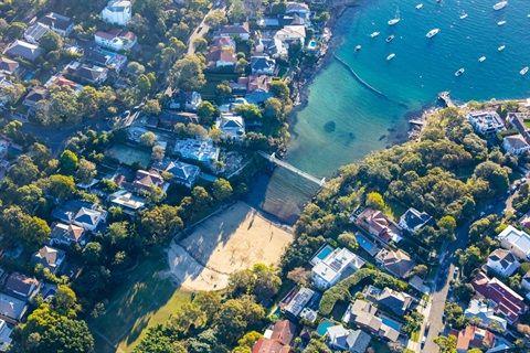 Discover pubs showing live sport in Woollahra
