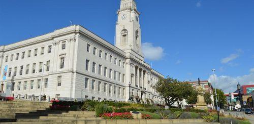 Discover the best sports bars in Barnsley — where the match is live, the atmosphere’s mighty, and there’s a proper pint waiting for you.