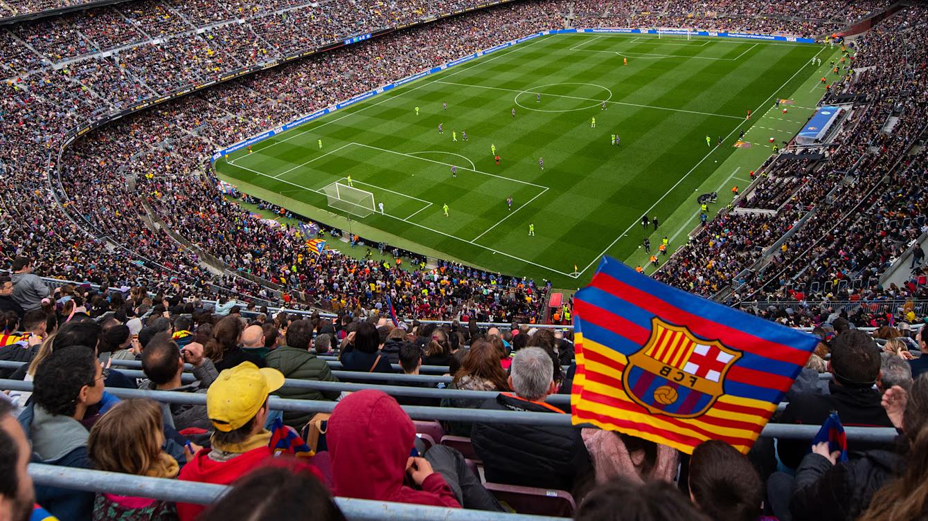 Lokal mit Live-Fußball in der Nähe, Live-Fußball in der Nähe, Bars mit Fußball in meiner Nähe 