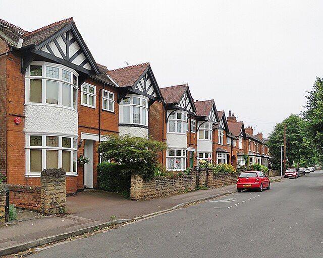 In West Bridgford, matchdays mean one thing—heading to Central Avenue, where pubs are packed with fans supporting Nottingham Forest just a short walk from the City Ground.