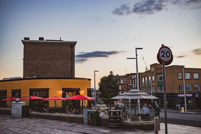 Best Sports Bars in London - Hannah