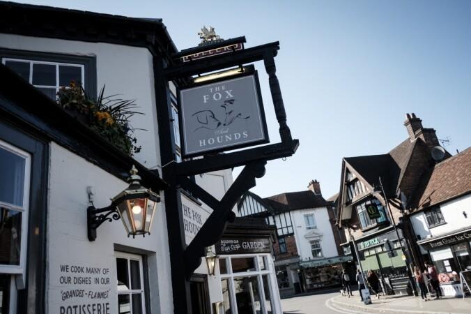 Best Sports Bars in Lyndhurst - Fox & Hounds