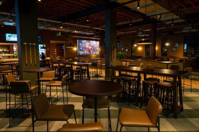 Best Sports Bars in Mudgee - Club Mudgee - The Hub Sports Bar