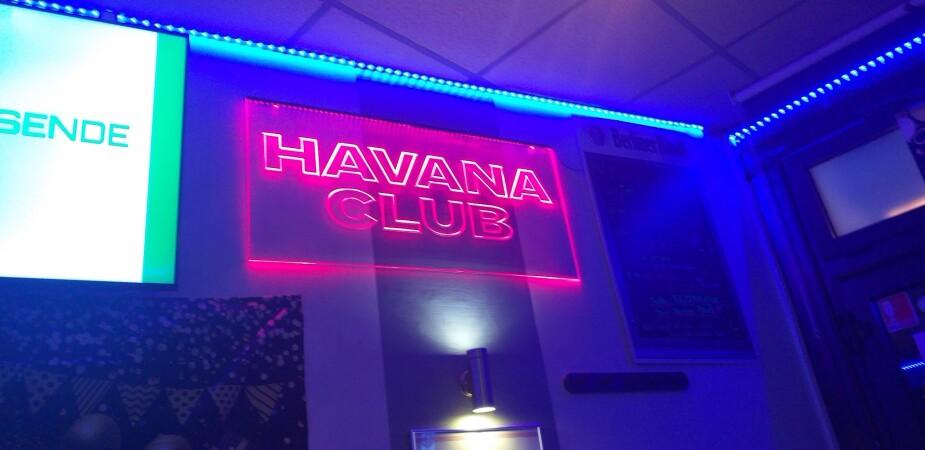 Beste Sportsbars in Berlin - Café Melanie