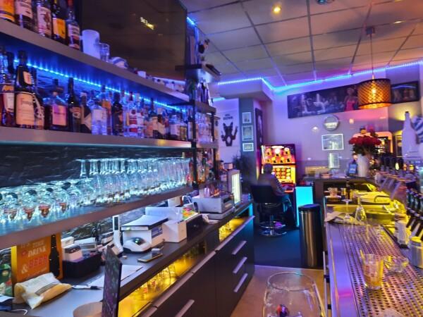 Beste Sportsbars in Berlin - Café Melanie