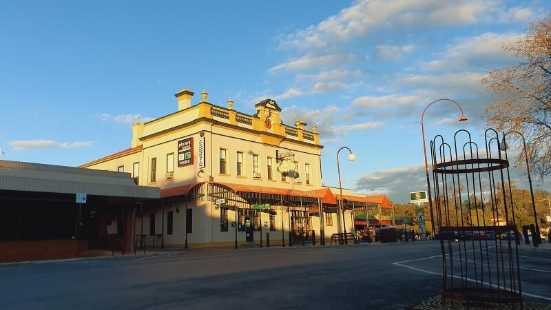 Best Sports Bars in Wangaratta - Pinsent Hotel