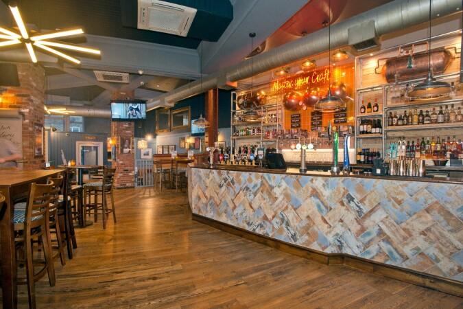 Best Sports Bars in Camden - Earl Of Camden
