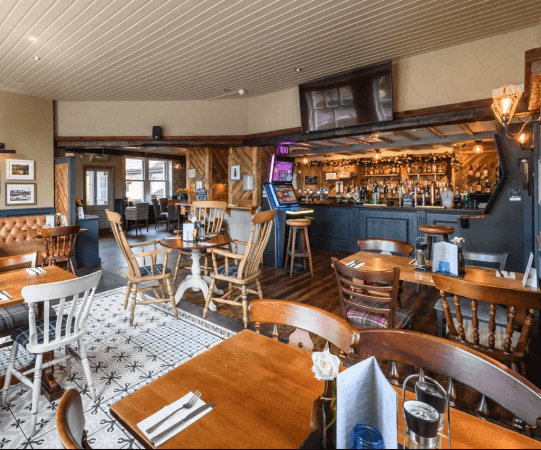 Best Sports Bars in Bristol - Albion (Portishead)